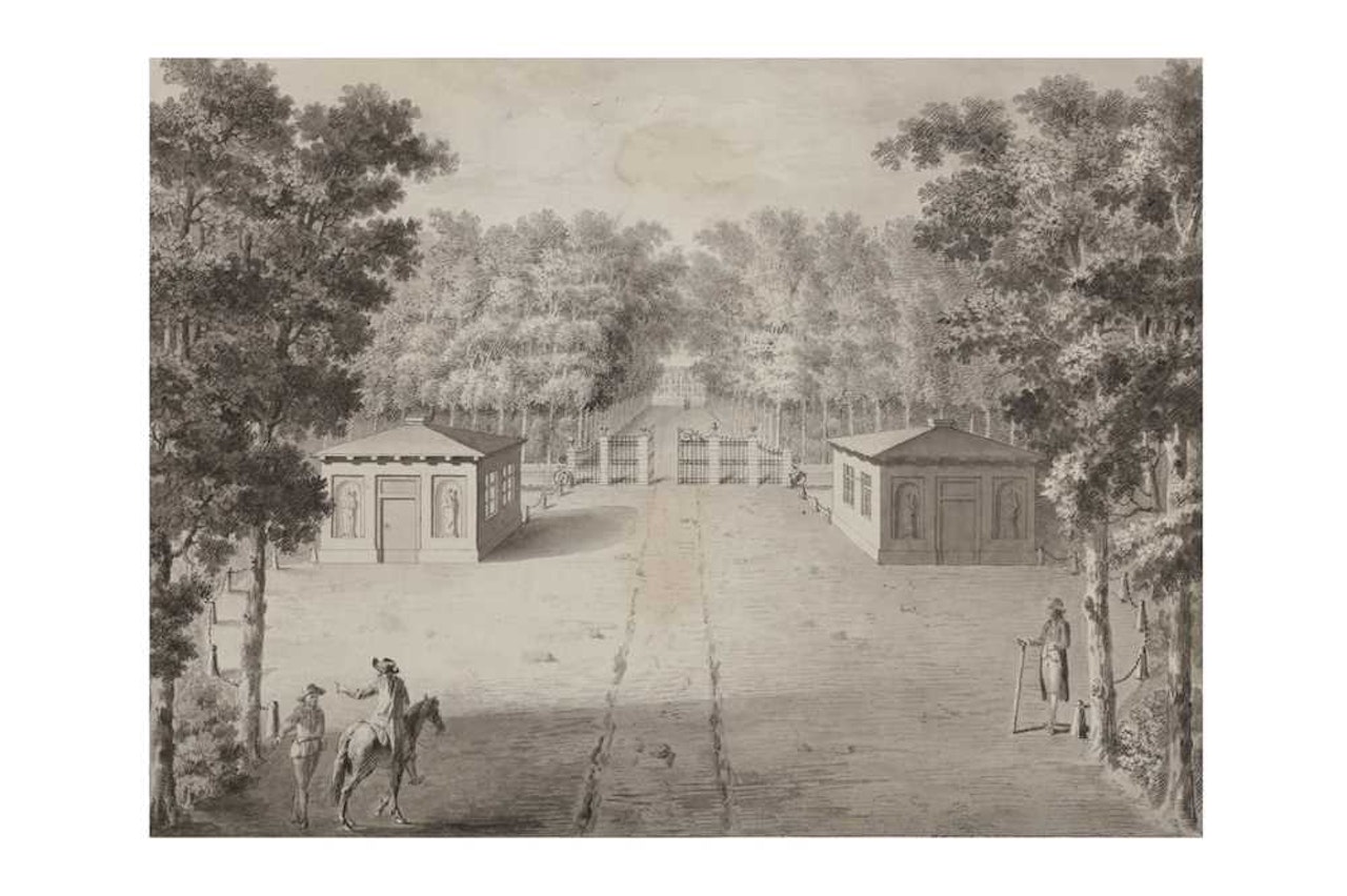 Elegant figures on a path leading towards the gates of a stately home by English School