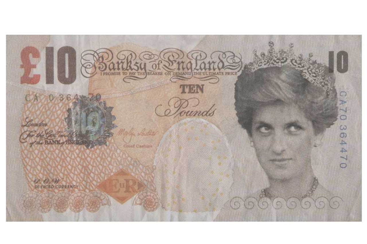 Di-faced tenner by Banksy