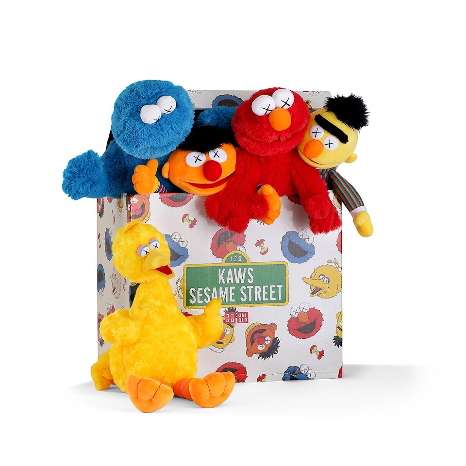 UNIQLO; SESAME STREET by Kaws
