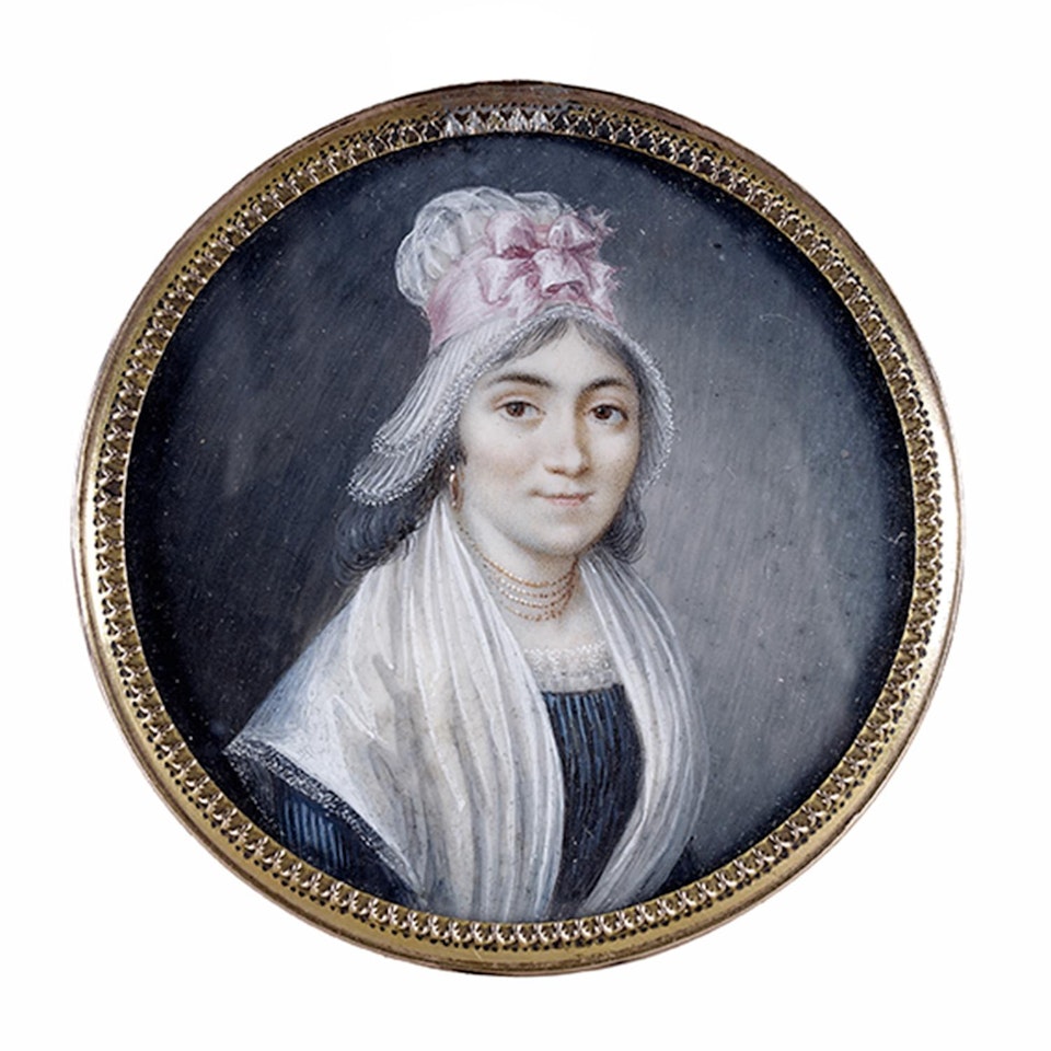 Portrait de femme au noeud rose by French School