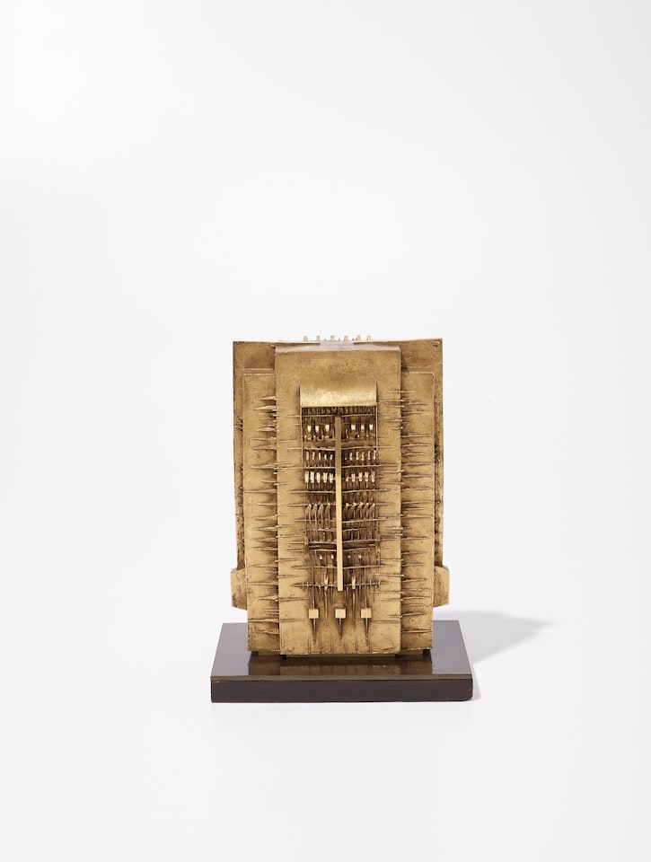 La macchina (Egisto), studio by Arnaldo Pomodoro