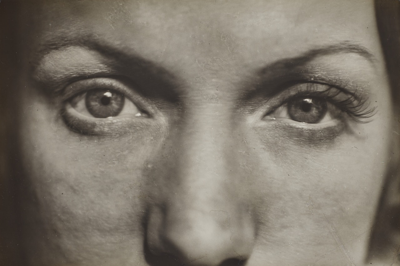 Sad Eyes by André Kertész