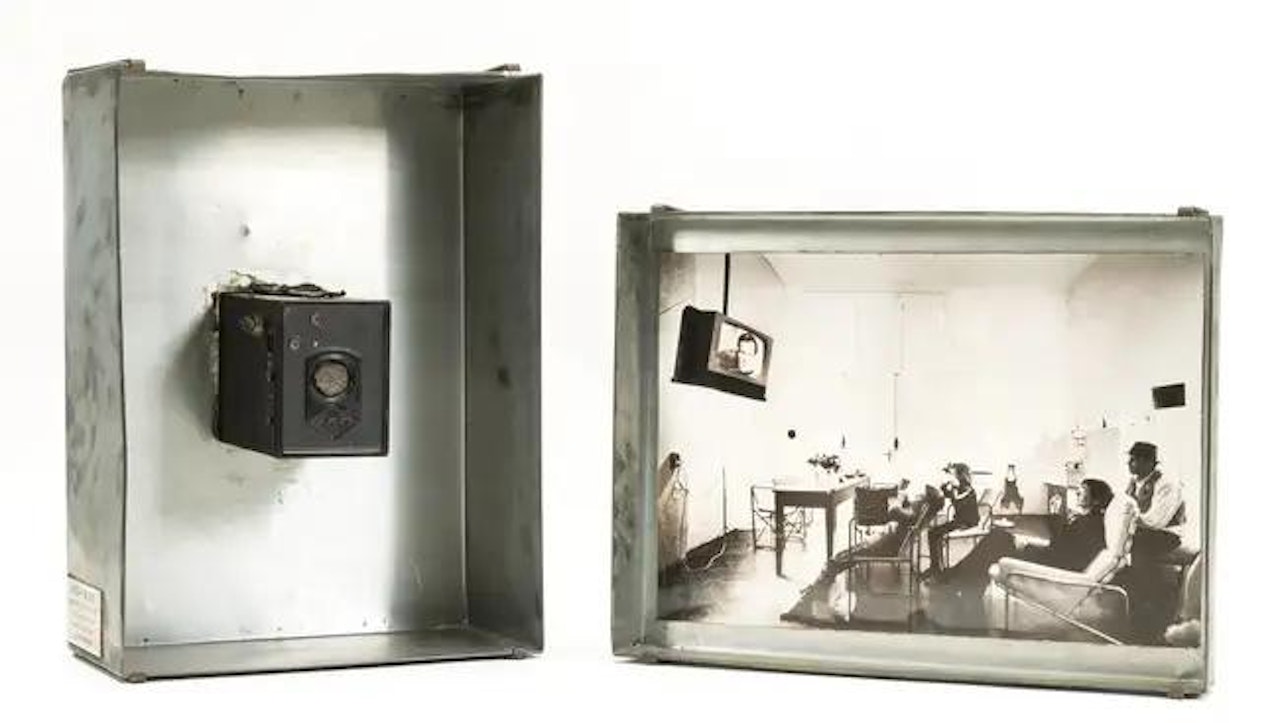 16 UHR 1973 (Schellmann 72) by Joseph Beuys