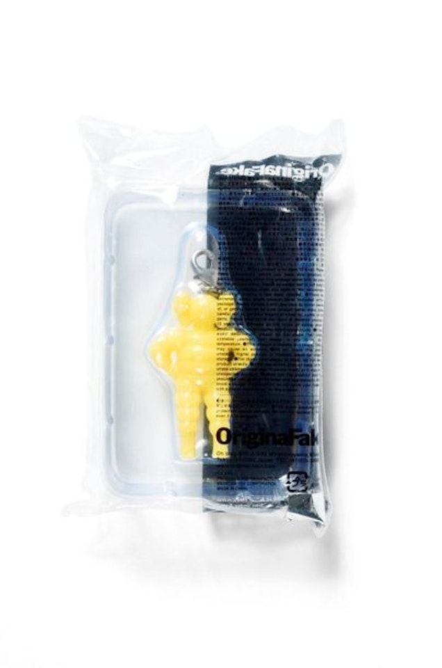 CHUM KEYCHAIN (Yellow) by Kaws