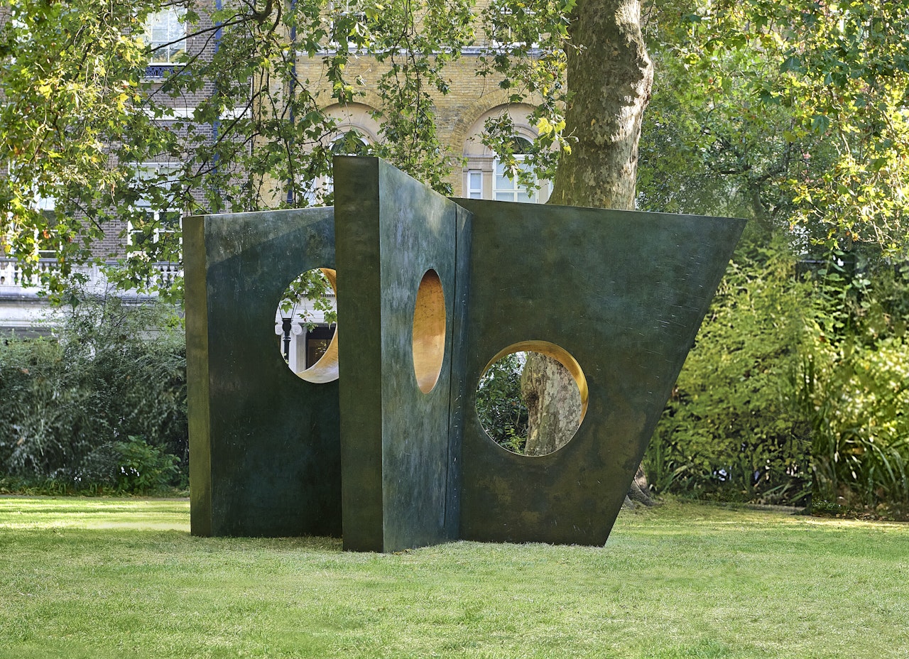 Three Obliques (Walk In) by Barbara Hepworth