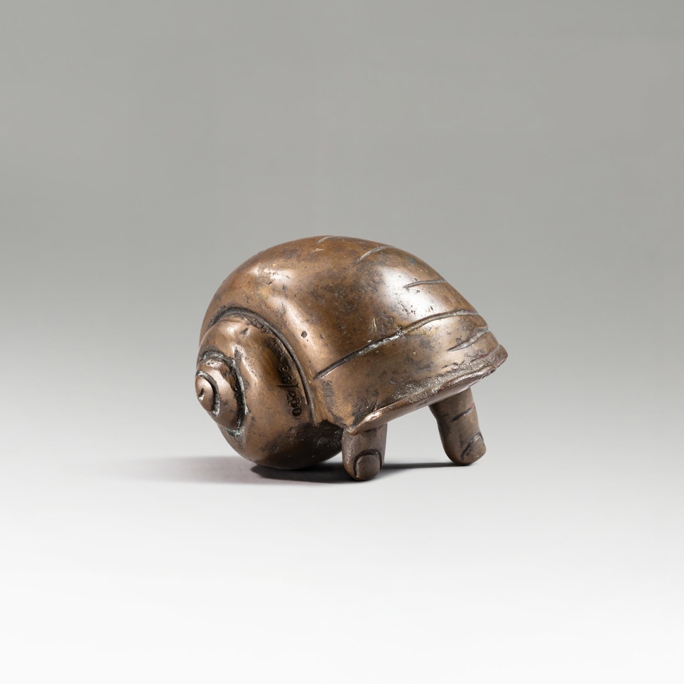 Escargot deux doigts by Claude Lalanne