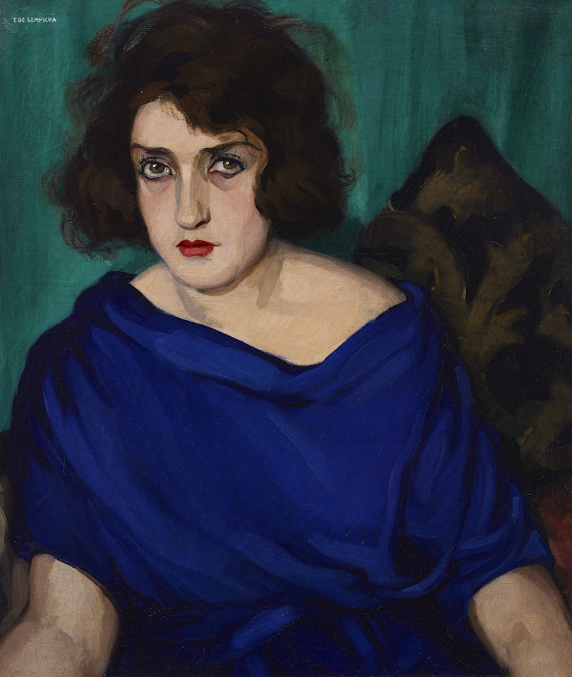 Portrait d'une jeune femme en robe bleue by Tamara de Lempicka