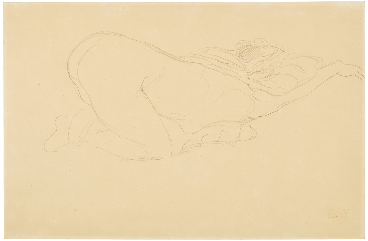 Zusammengekauerter Halbakt nach rechts by Gustav Klimt