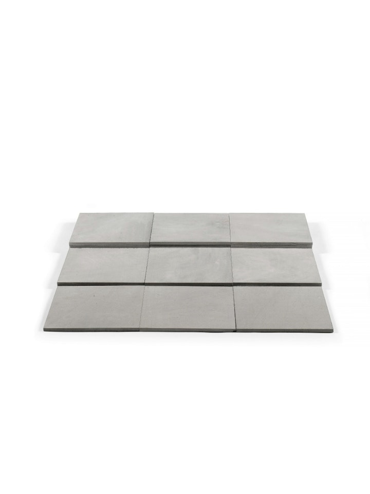 Altbase 18 by Carl Andre