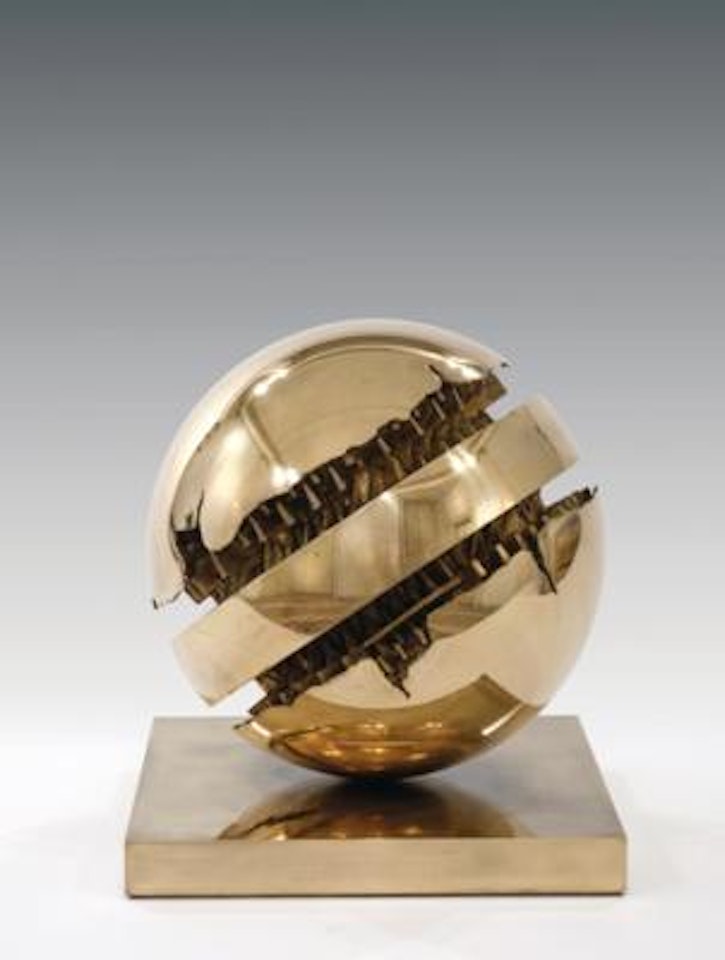 Rotante primo sezionale n. 4 by Arnaldo Pomodoro