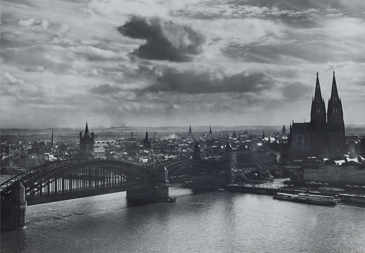 Blick vom Messeturm auf Köln by August Sander