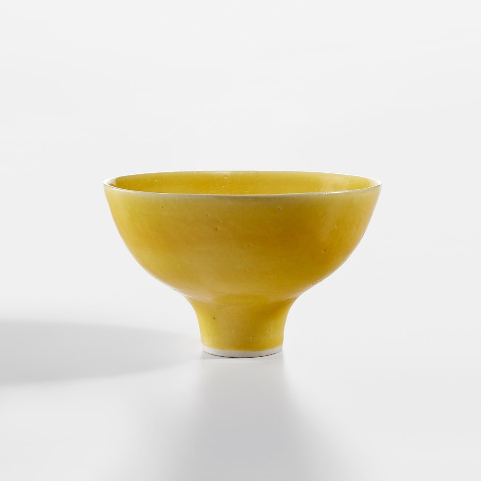 Footed bowl by Lucie Rie
