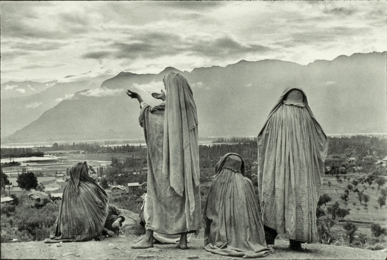 Srinagar, Kashmir by Henri Cartier-Bresson