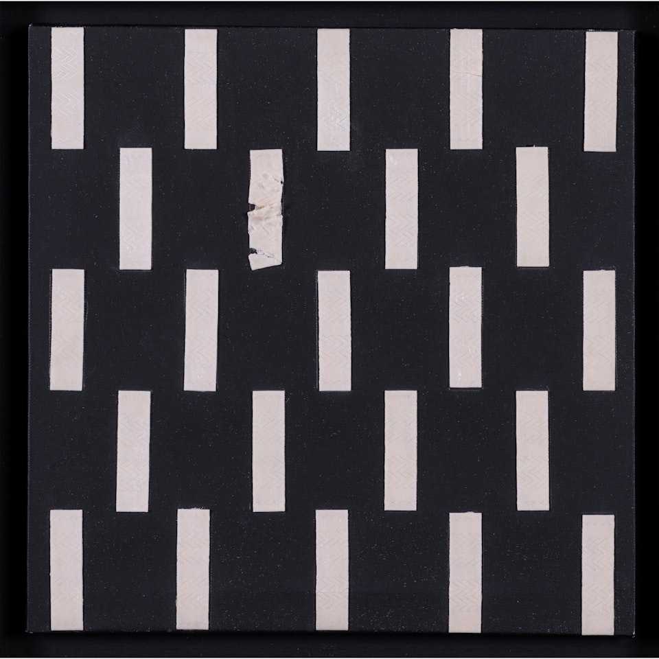 Bite them by Francois Morellet
