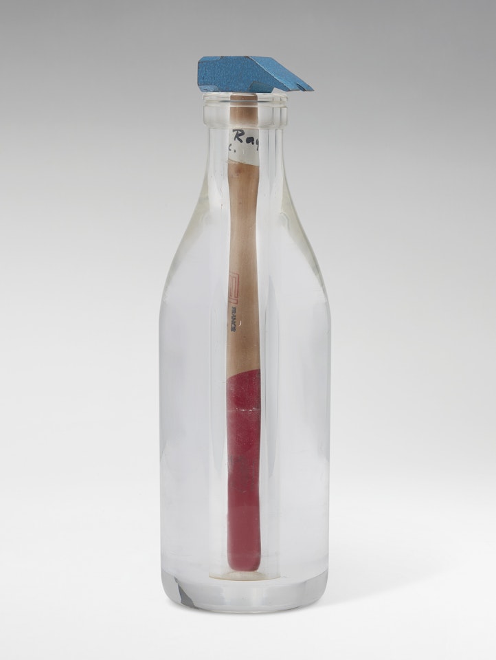 Le Manche dans la manche ou Le Marteau sans maître by Man Ray