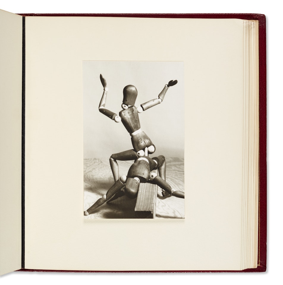 Mr. and Mrs. Woodman. La Haye : edition Unida by Man Ray