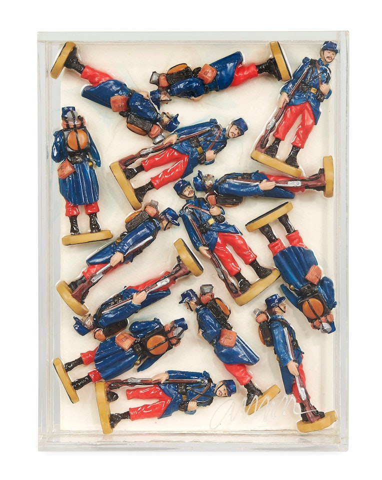 Péronne la visite des ombres / Accumulations de soldats by Arman