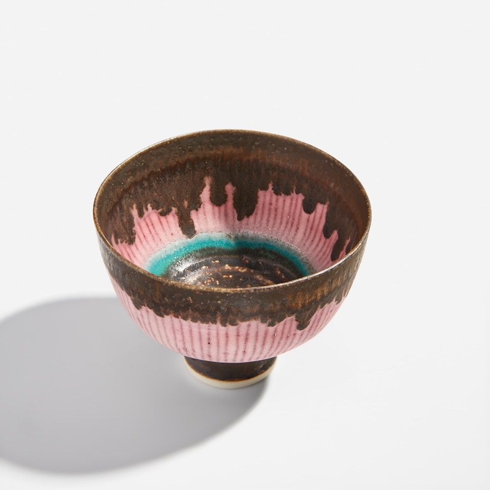 Footed bowl by Lucie Rie