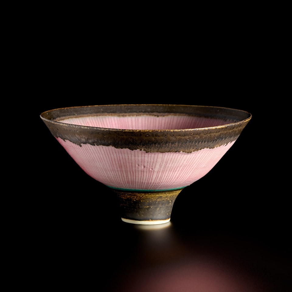 Footed bowl by Lucie Rie