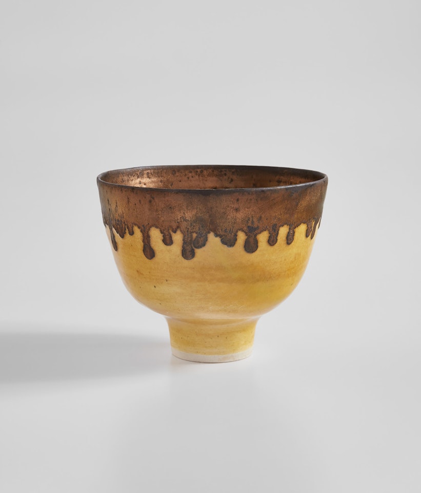 Footed bowl by Lucie Rie