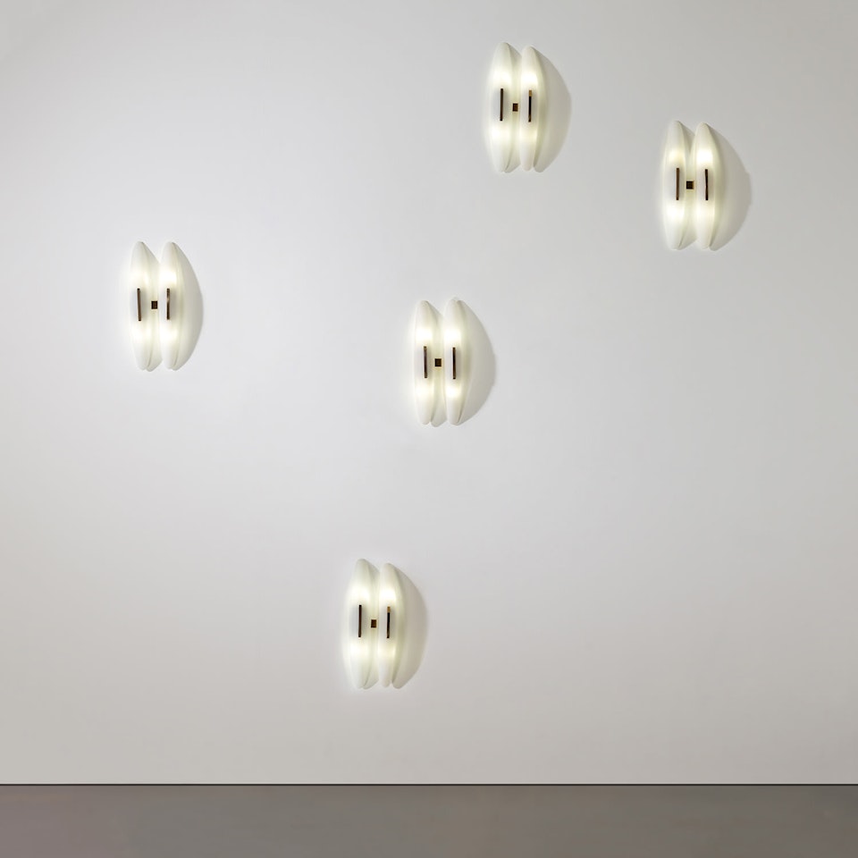 Five wall lights, variant of model no. 1799 A by Max Ingrand