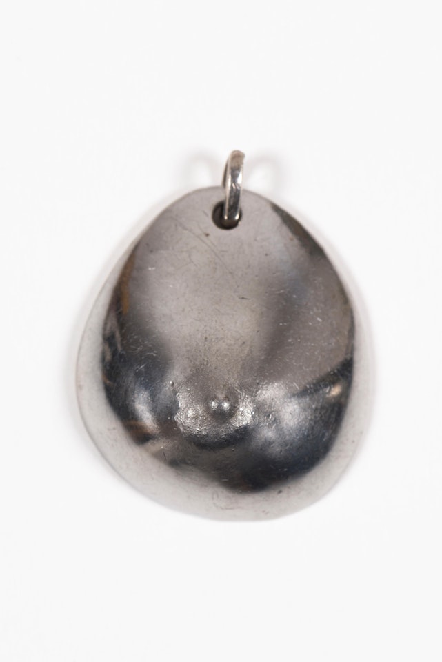 Pendentif » Le Sein » by César