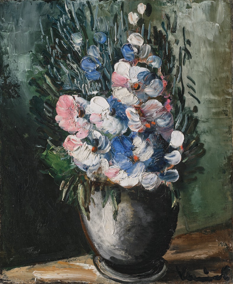 Nature morte aux fleurs avec vase gris by Maurice de Vlaminck