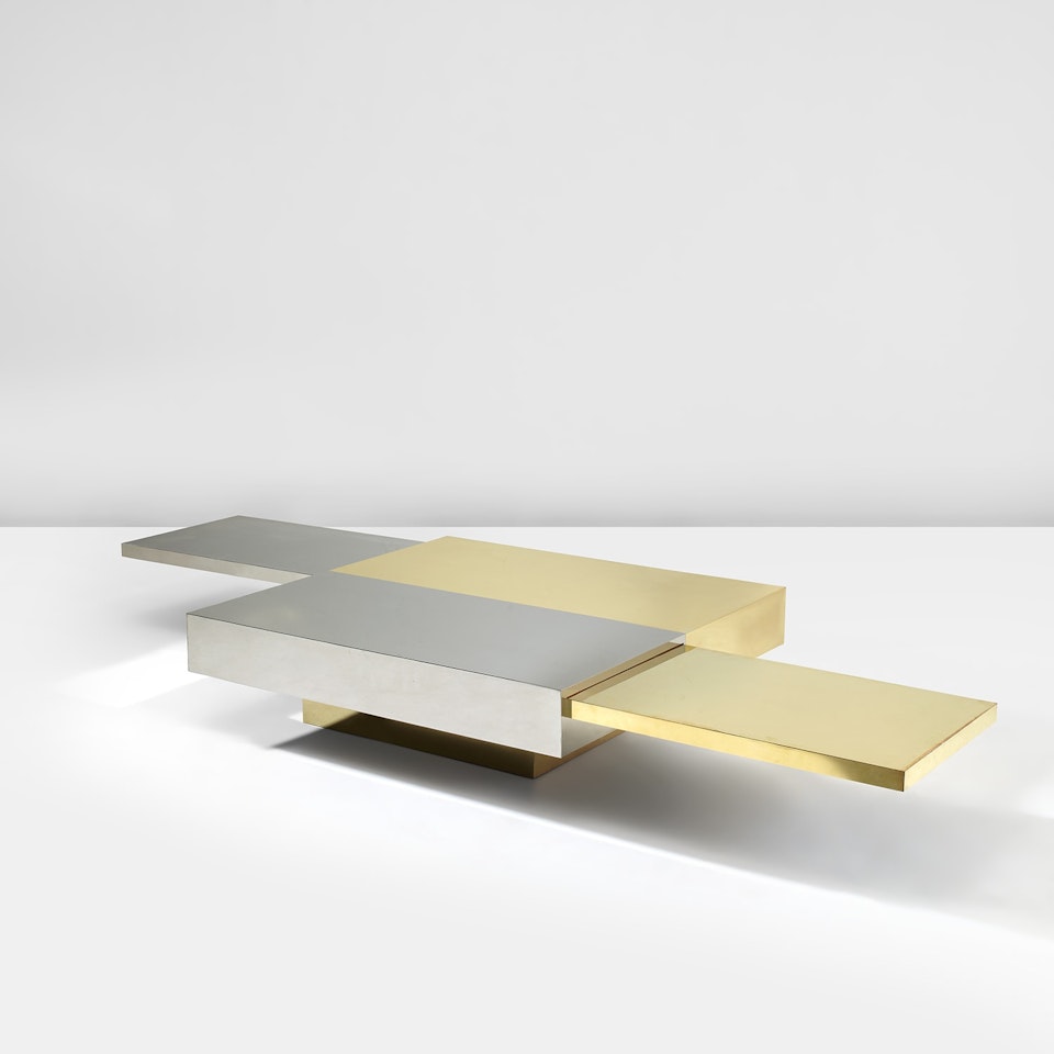 "Dama" extendable coffee table, from the "Plurimi" series by Gabriella Crespi