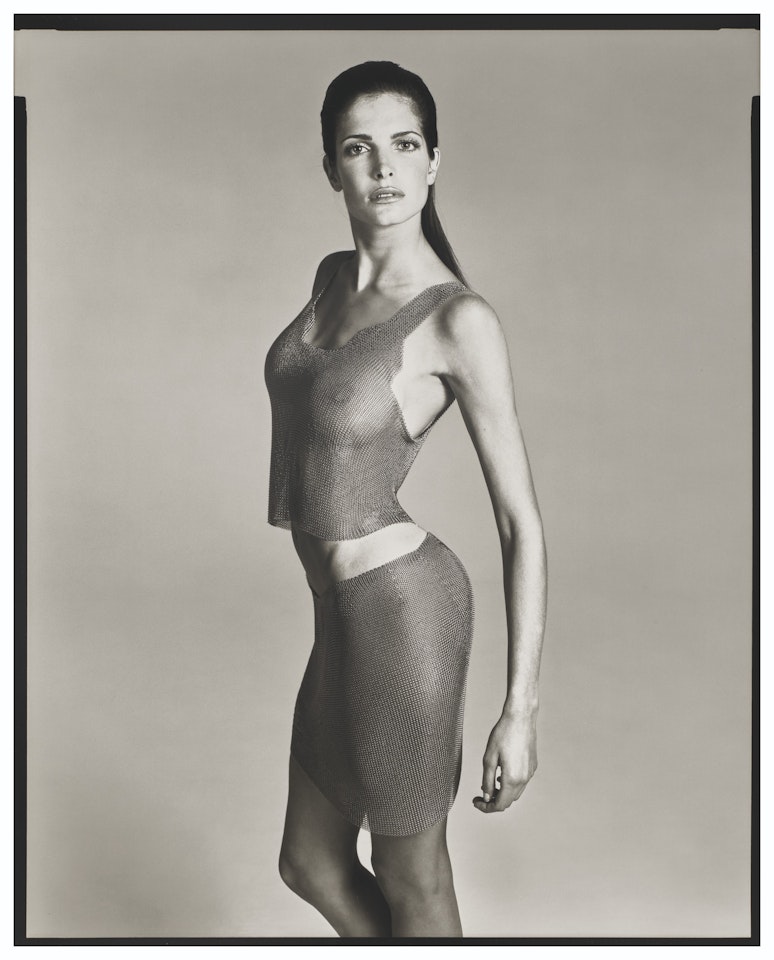 Stephanie Seymour 'La Passante du Siècle' - Les années 1960, robe Paco Rabanne, 1996 by Richard Avedon