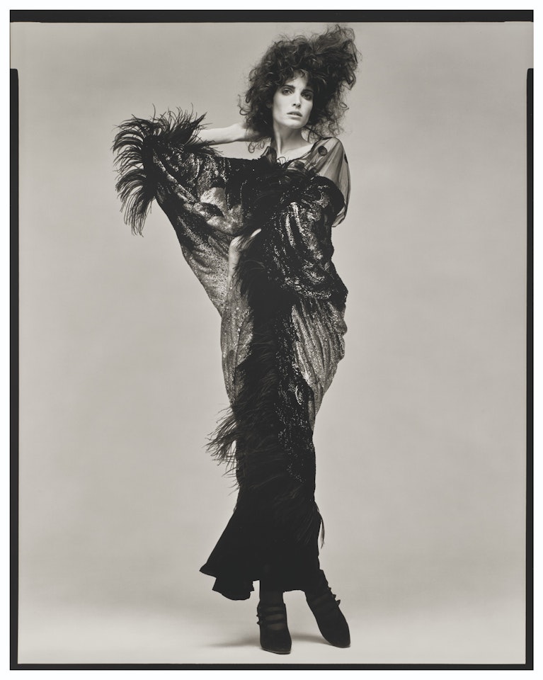 Stephanie Seymour 'La Passante du Siècle' - Les années 1910, robe Poiret (collection Martin Kamer), chassures Free Lance, 1996 by Richard Avedon