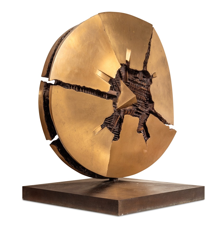 Disco Solare, Studio by Arnaldo Pomodoro