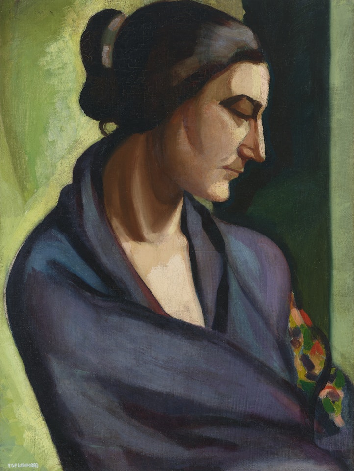 Femme de profil vêtue d"un châle by Tamara de Lempicka