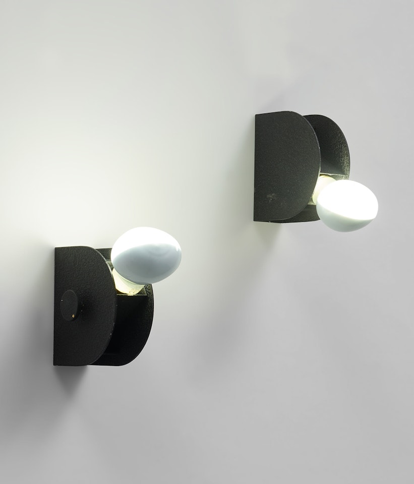 Pair of adjustable wall lights, model no. 43 by Gino Sarfatti