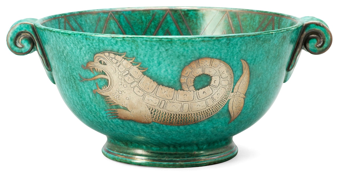 A Wilhelm Kåge "Argenta" creamware bowl by Wilhelm Kage