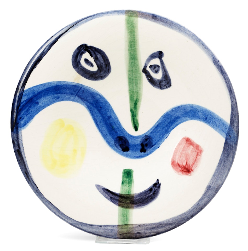 A Pablo Picasso, faience plate "Visage no 0" by Pablo Picasso