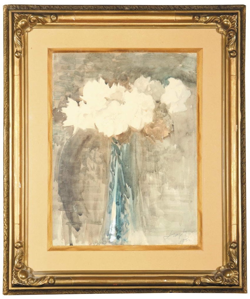 Flowers in a vase by Leon Wyczolkowski