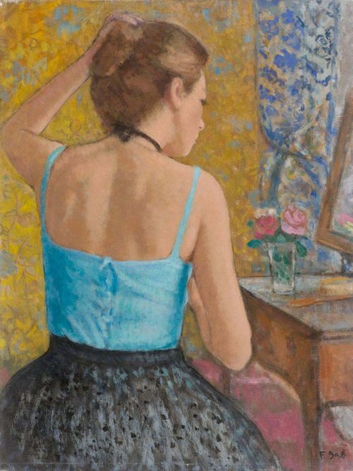 Marie-Lize de dos, fixant son chignon devant la coiffeuse by François Gall
