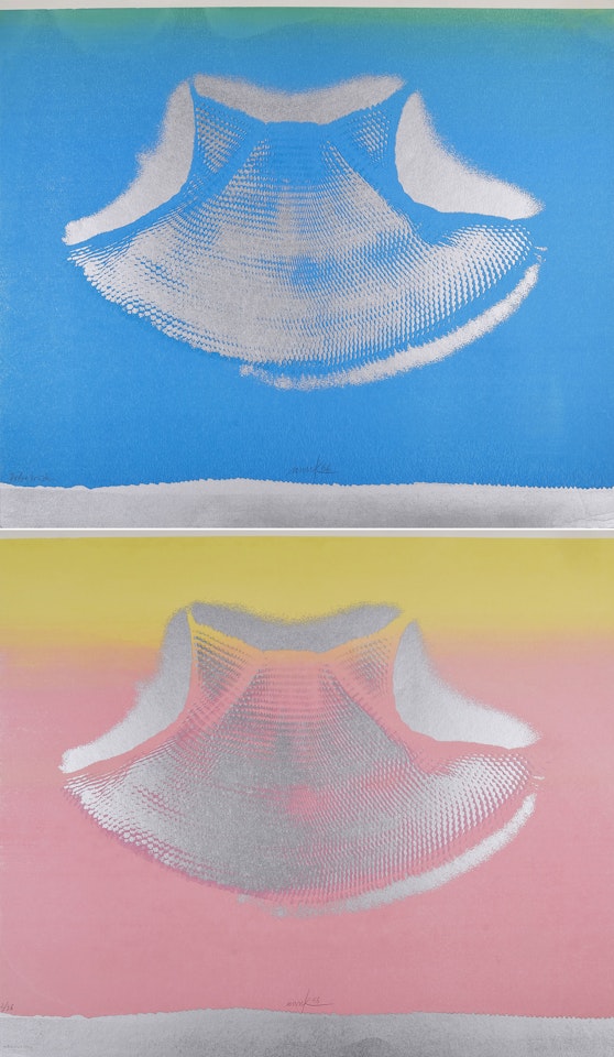 Flügel im Himmel. by Heinz Mack