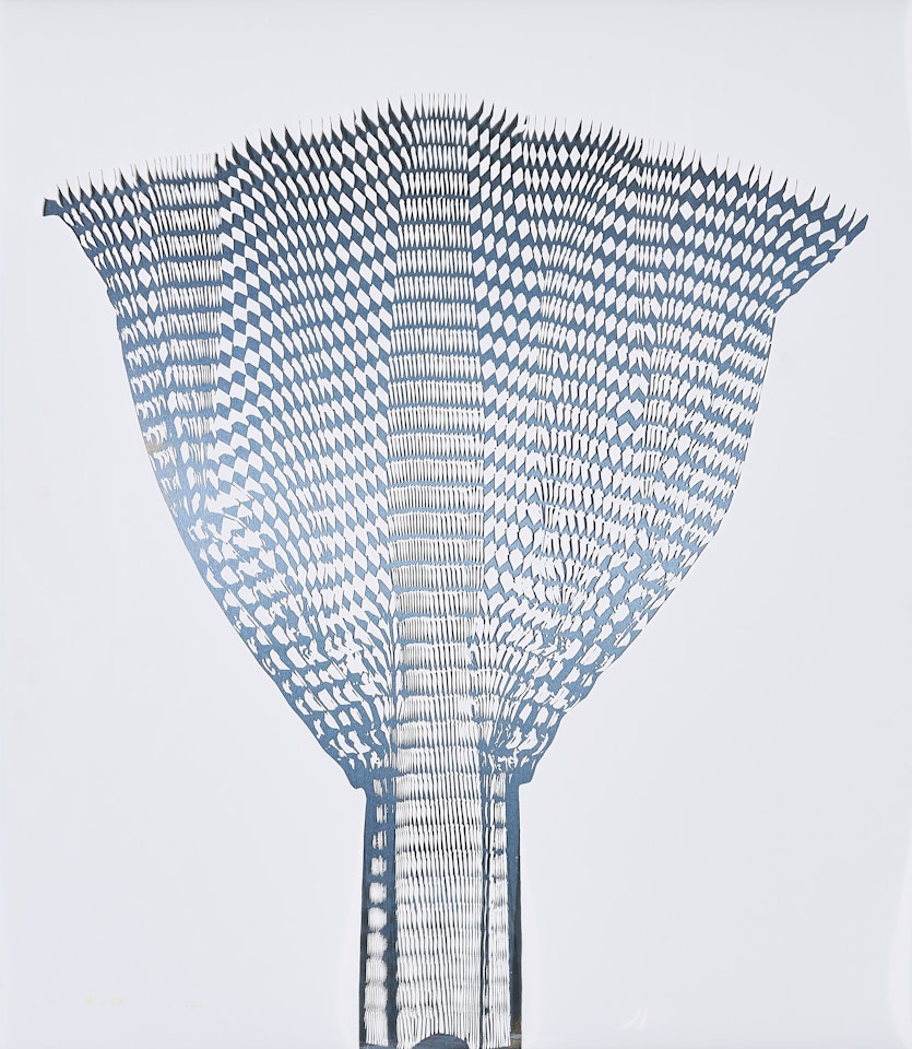 Silberfächer (Weiß). by Heinz Mack