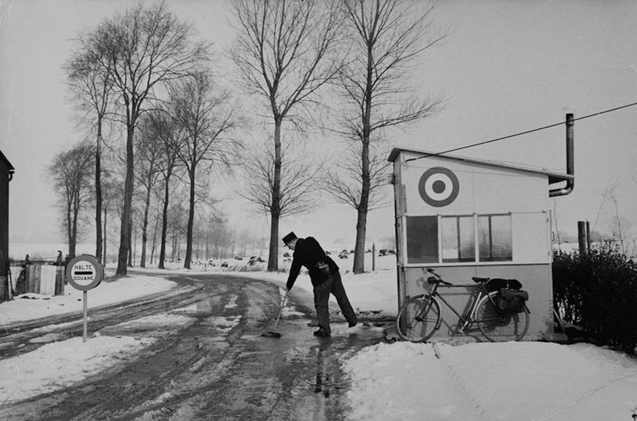Poste Frontière Franco-Belge by Henri Cartier-Bresson