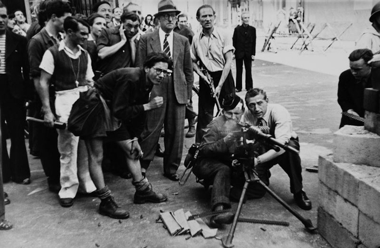 Paris by Henri Cartier-Bresson