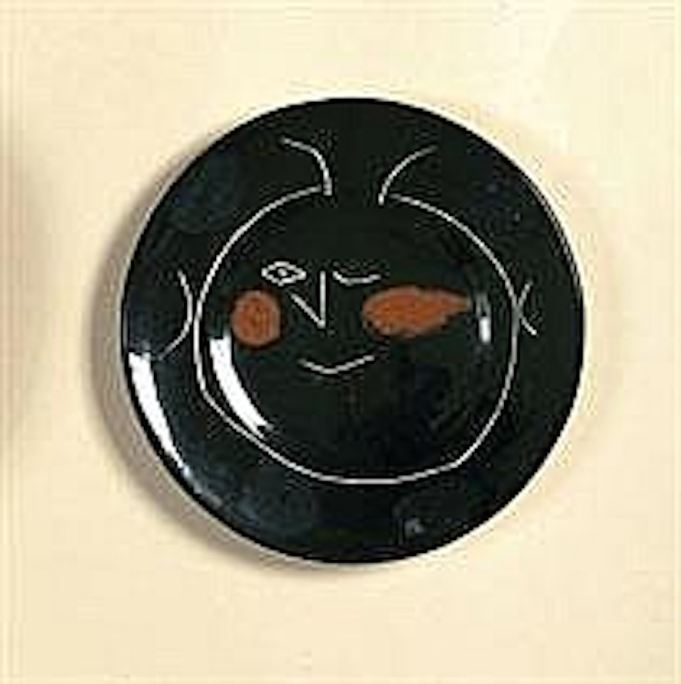 Spanish School SERVICE VISAGE NOIR - ASSIETTE K by Pablo Picasso