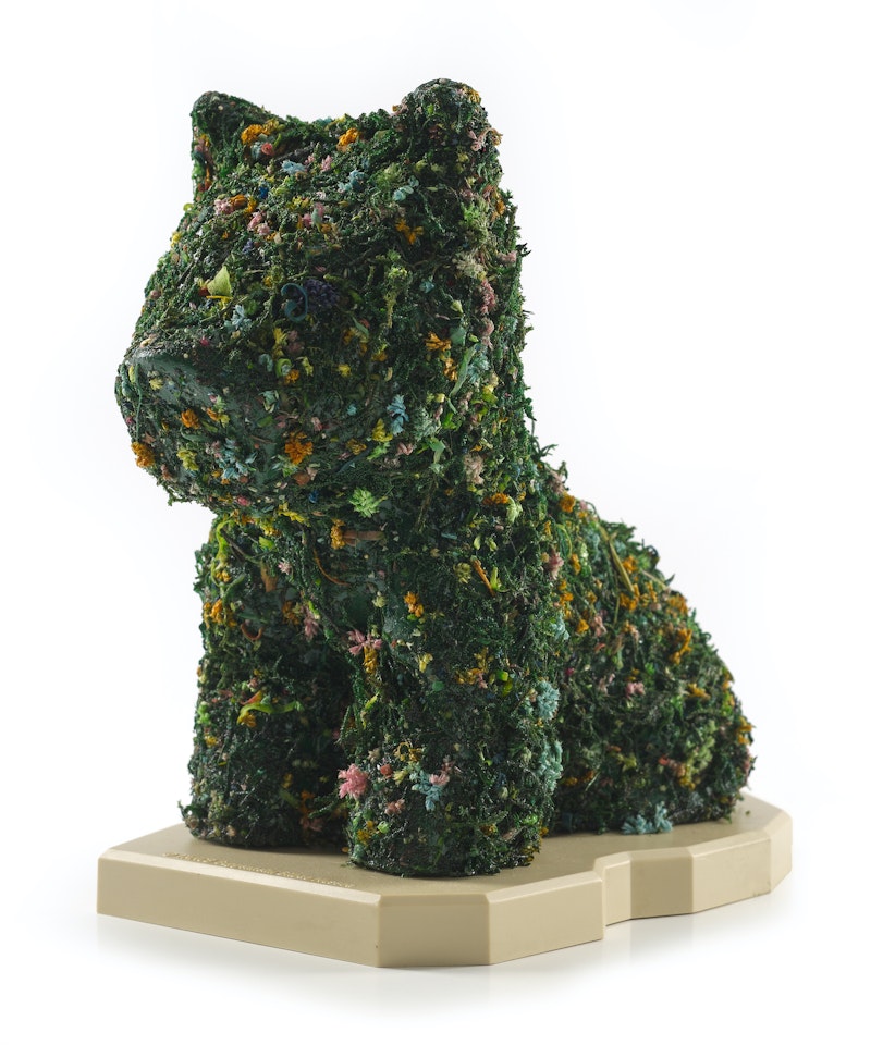 Hecho a Mano Flower Puppy by Jeff Koons