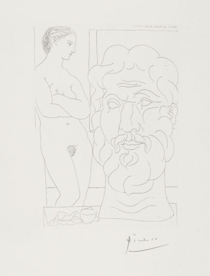 Marie-Thérèse regards an autoportrait sculpté (…) by Pablo Picasso