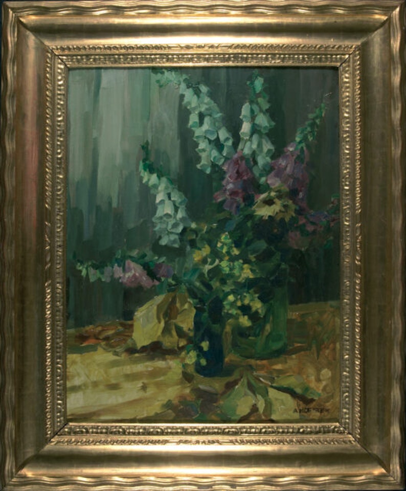 “Thimble in a vase”. by Alexander Koester