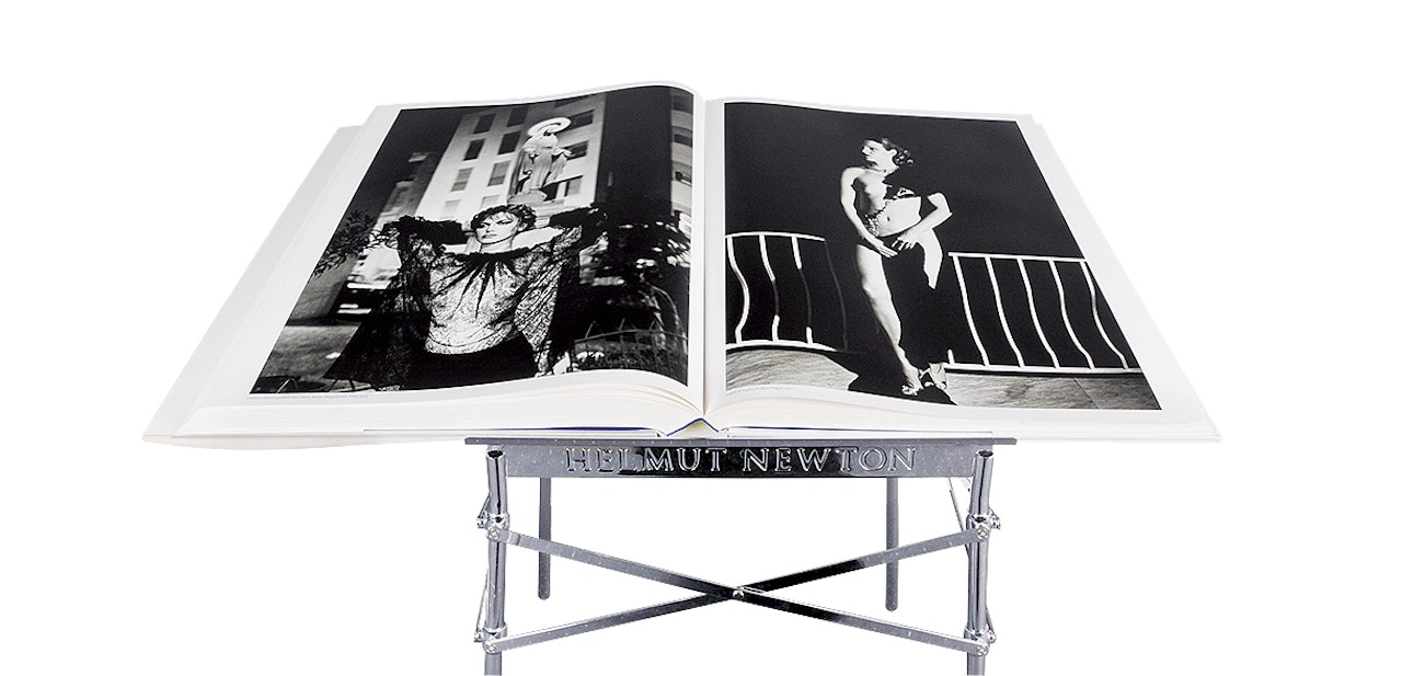 Book. Sumo by Helmut Newton