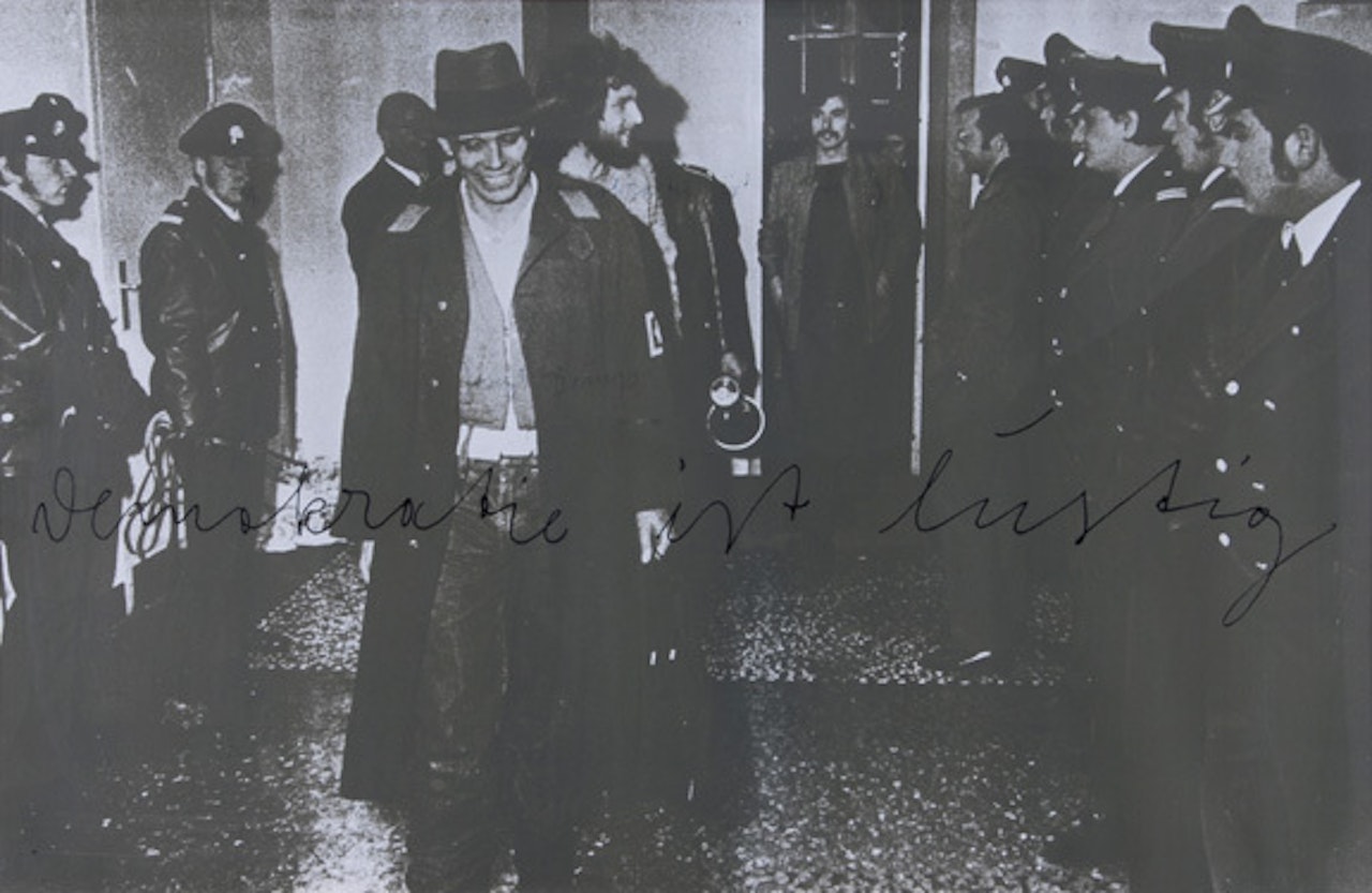 Demokratie ist lustig by Joseph Beuys