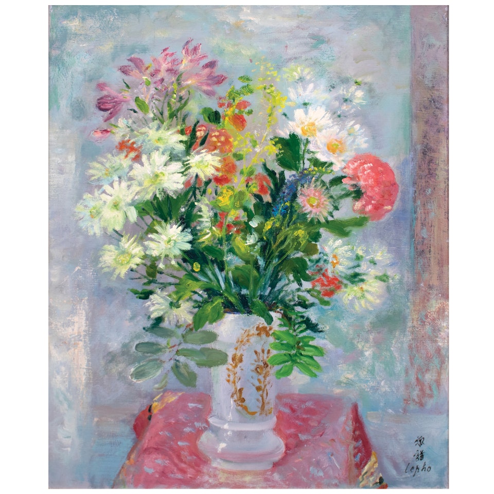Bouquet à la nappe r ose (Bouquet over pink tablecloth) by Le Pho