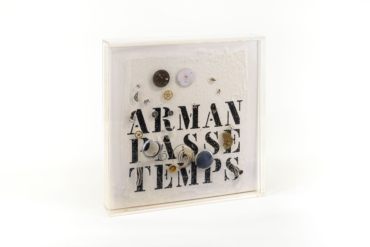 Passe-Temps by Arman