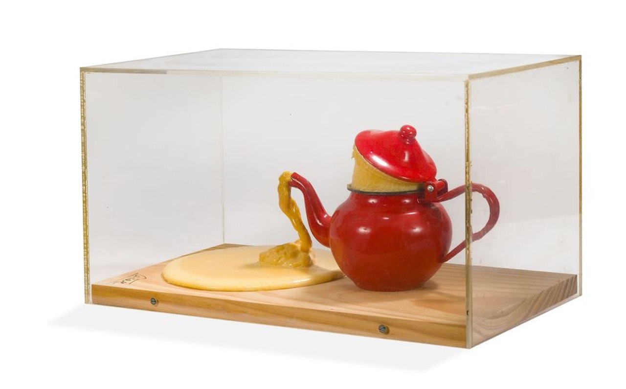 Expansion teapot by César